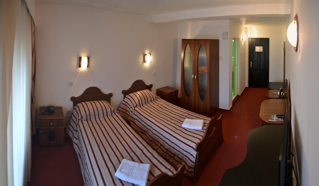 Hotel Marion Padurea Rotunda*** Reghin Zimmer foto